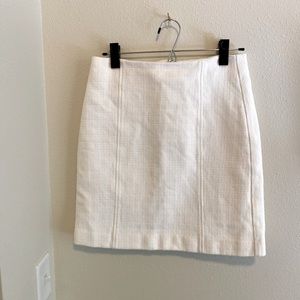 Loft Textured white skirt